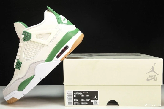   DR5415-103 Green Retro  4 SB Jordan DR5415-103 Pine 0310